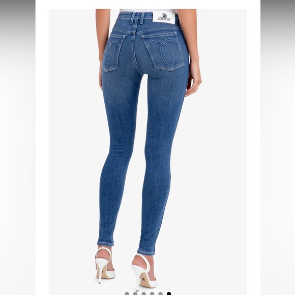 Jordache Skinny Arrowhead Wash Jeans - Picture 6 of 6